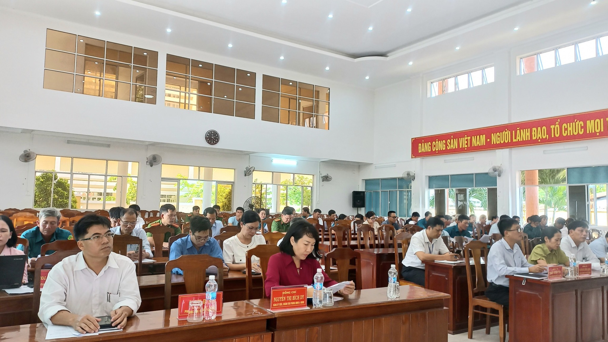hình 6.jpg