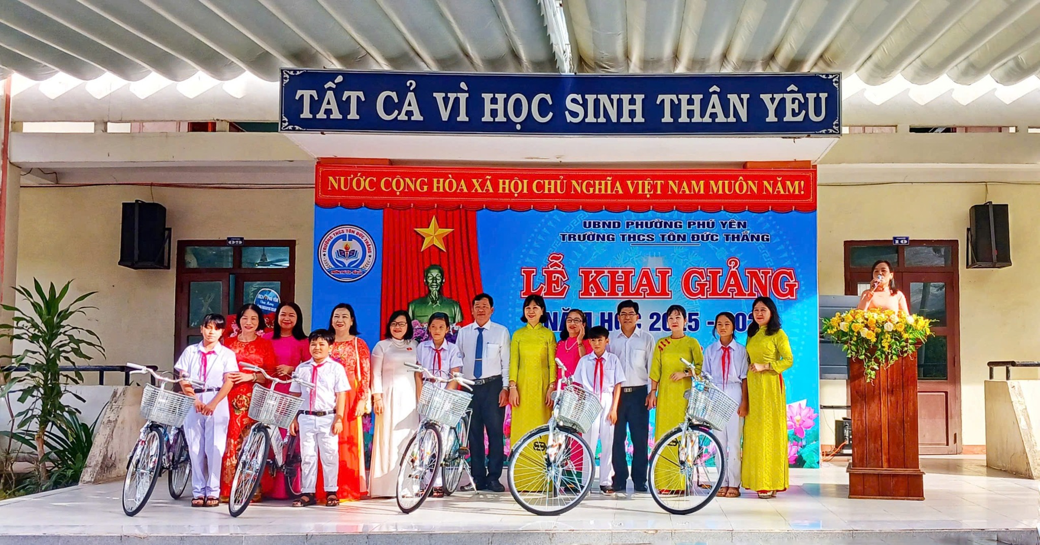 hình 15.jpg