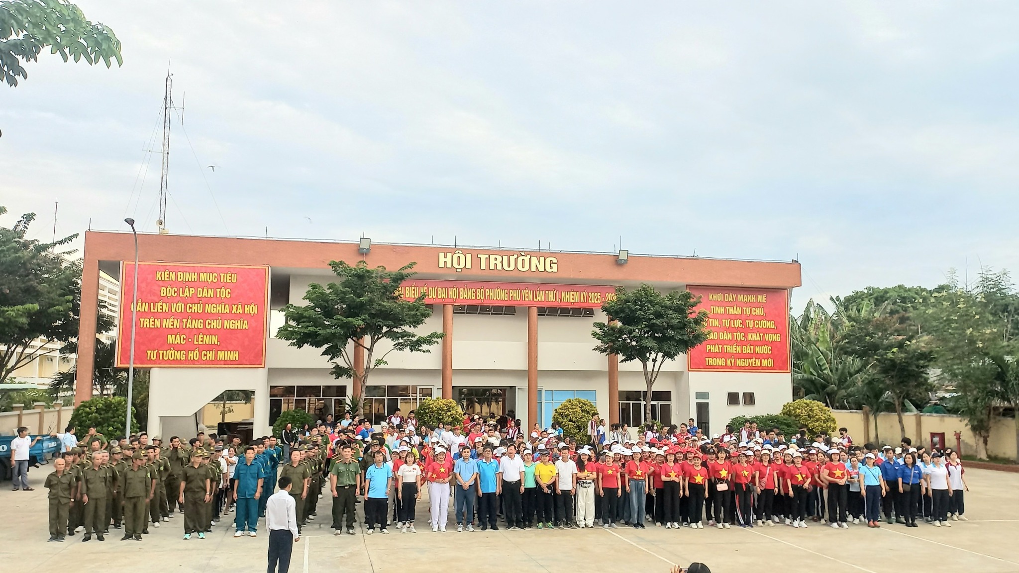 hình 4.jpg
