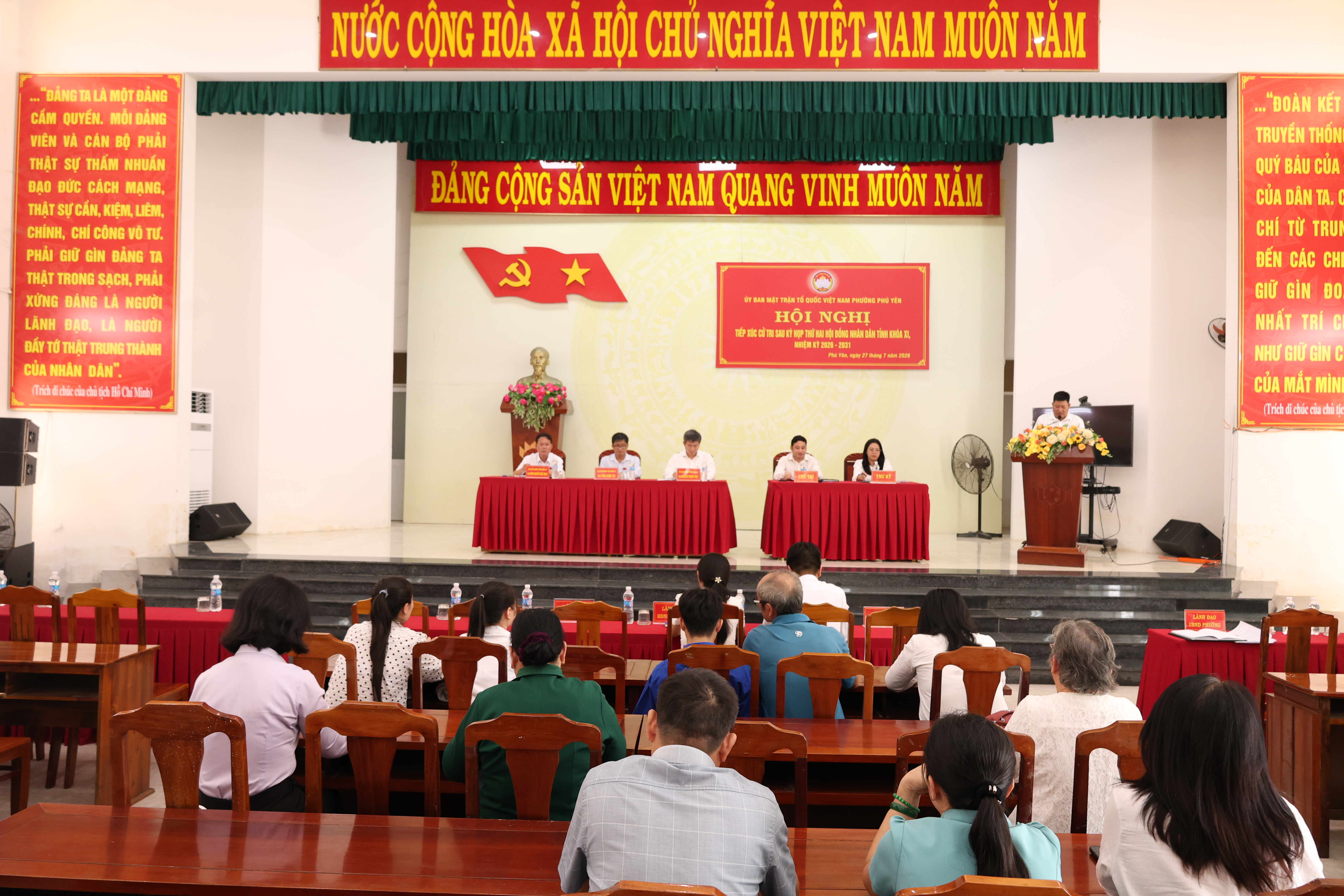 category photo
