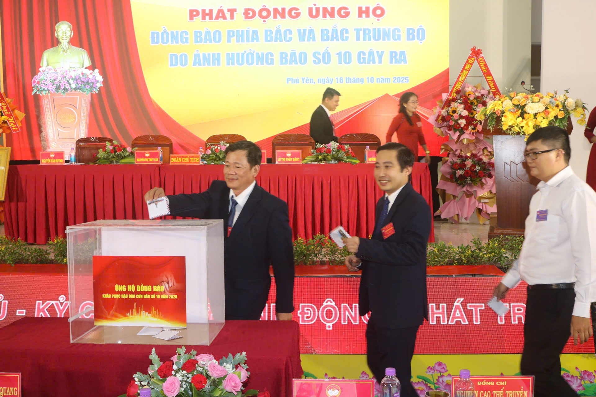 hình 25.jpg