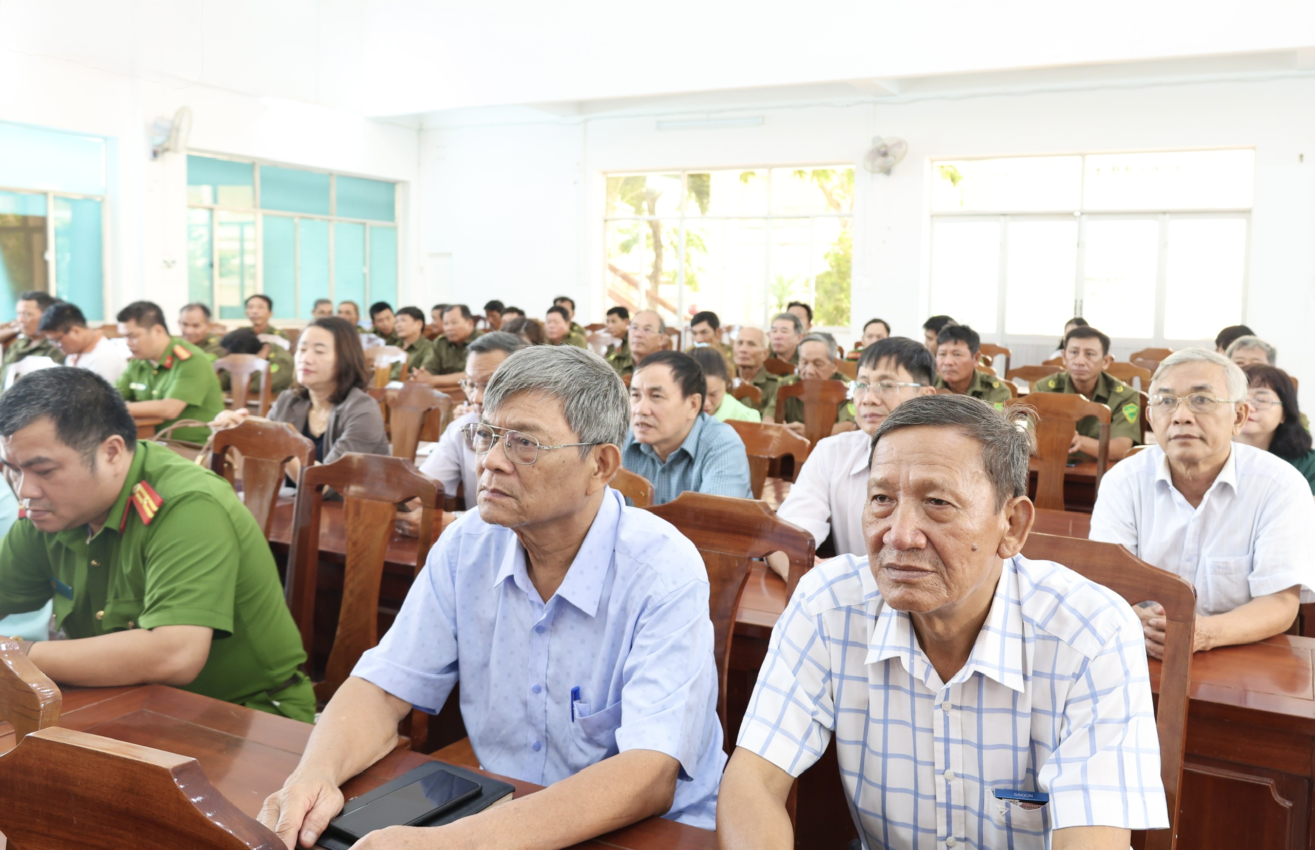 An ninh m7.jpg