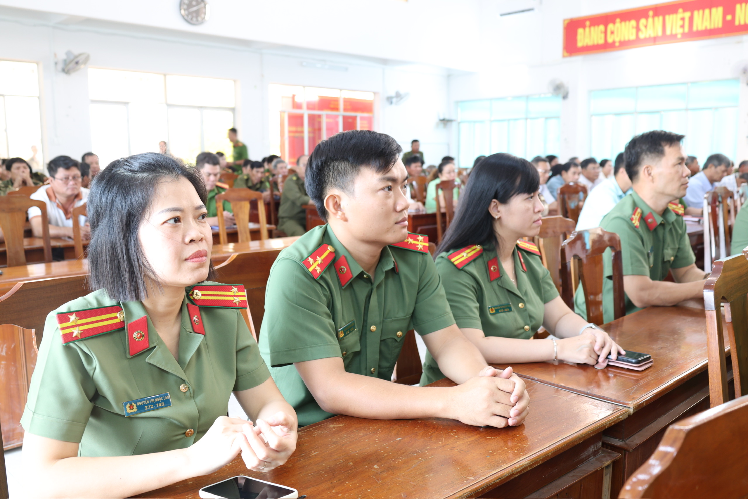 An ninh mang6.jpg