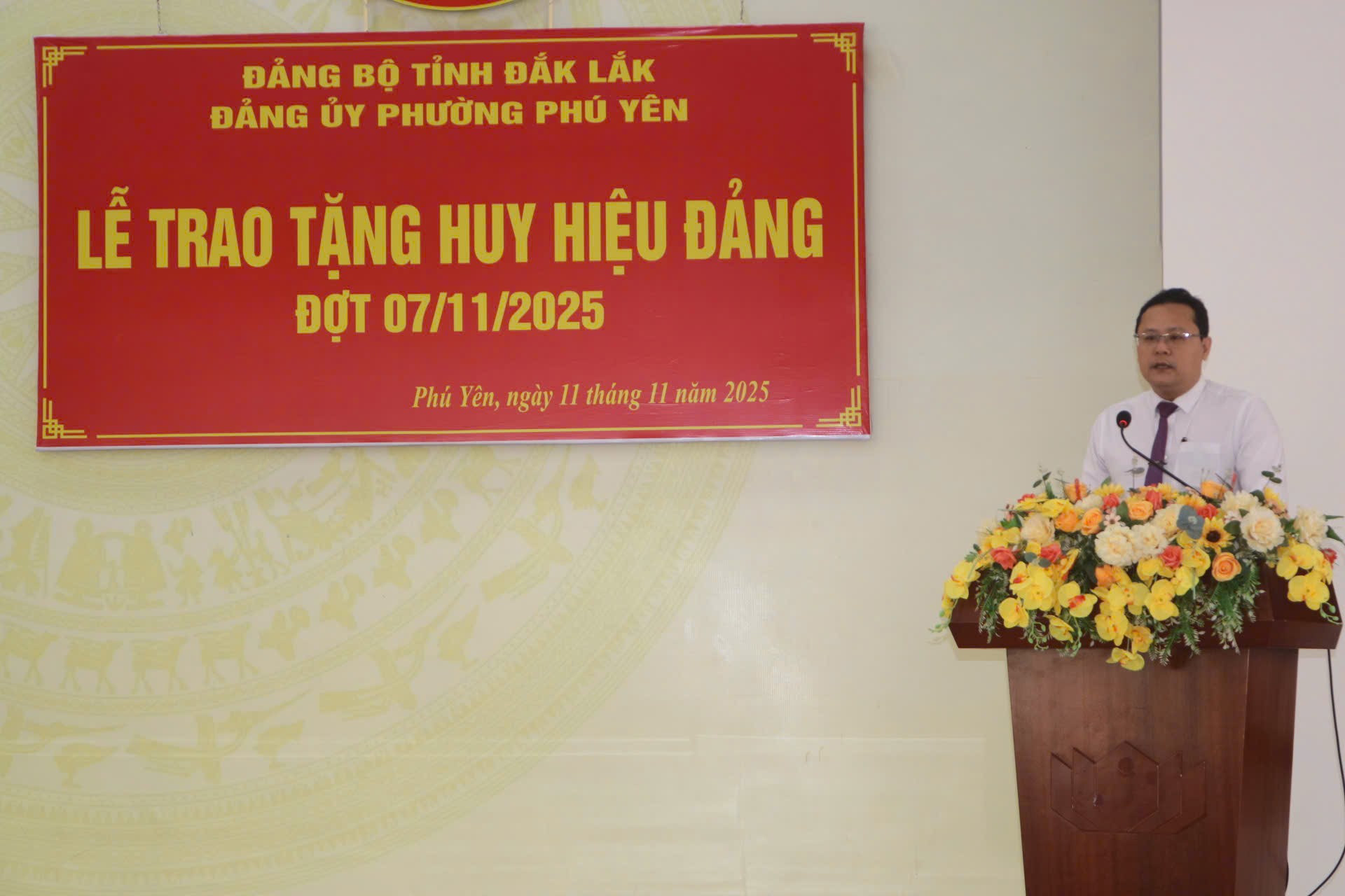 hình 10.jpg